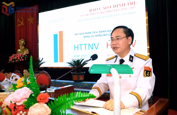 Đồng chí Lê Tuấn Anh, Chính ủy, Bí thư Đảng ủy Lữ đoàn, tiếp thu ý kiến chỉ đạo và nêu quyết tâm hoàn thành xuất sắc nhiệm vụ trong nhiệm kỳ 2025-2030.