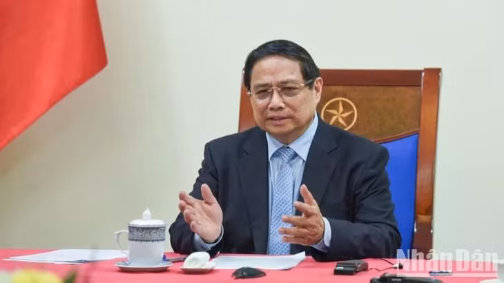 Thủ tướng Phạm Minh Chính phát biểu ý kiến tại cuộc điện đàm. (Ảnh: TRẦN HẢI)