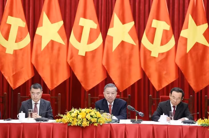 Tổng Bí thư Tô Lâm cùng các đồng chí Lãnh đạo Đảng chủ trì buổi tiếp. (Ảnh: Thống Nhất/TTXVN)