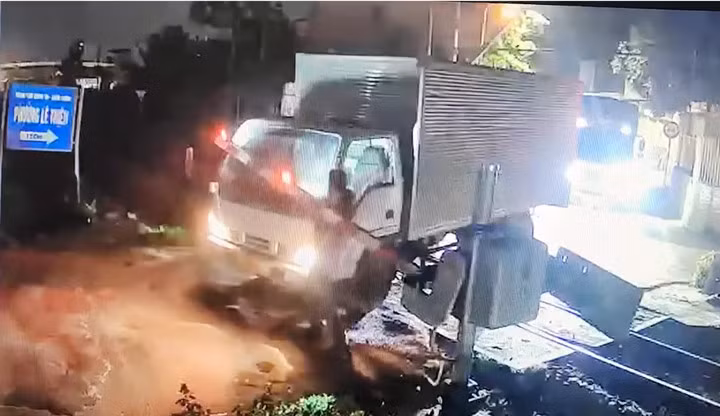 Hiện trường vụ việc. (Ảnh cắt từ clip)