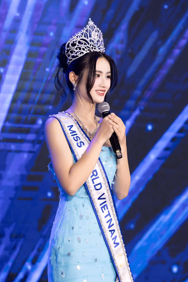 Ý Nhi còn 2 tuần trước khi đi thi quốc tế.