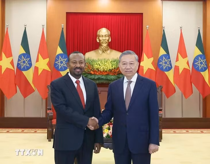 Tổng Bí thư Tô Lâm tiếp Thủ tướng Cộng hòa Dân chủ Liên bang Ethiopia, Chủ tịch Đảng Thịnh Vượng Abiy Ahmed Ali. (Ảnh: Thống Nhất/TTXVN)