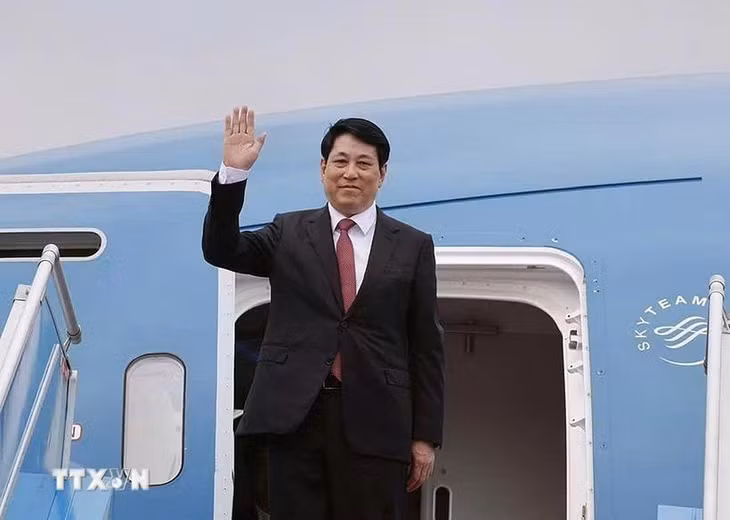 Chủ tịch nước Lương Cường lên đường thăm cấp Nhà nước tới Cộng hòa Dân chủ nhân dân Lào. (Ảnh: Lâm Khánh/TTXVN)