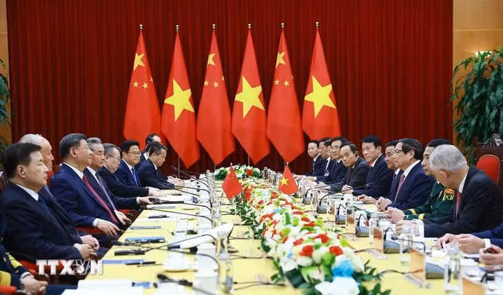 Thủ tướng Phạm Minh Chính hội kiến Tổng Bí thư, Chủ tịch nước Trung Quốc Tập Cận Bình. (Ảnh: Dương Giang/TTXVN)
