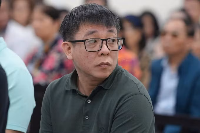 Bị cáo Phương - ông chủ Vàng Phú Cường. Ảnh: Danh Lam