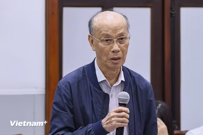 Giáo sư, Tiến sỹ Trần Ngọc Đường, Chủ nhiệm Hội đồng tư vấn về Dân chủ và Pháp luật thuộc Ủy ban Trung ương Mặt trận Tổ quốc Việt Nam phát biểu tại Hội nghị. (Ảnh: PV/Vietnam+)