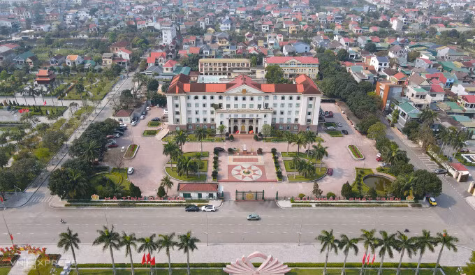Trụ sở UBND tỉnh Hà Tĩnh, tháng 3/2025. Ảnh: Đức Hùng