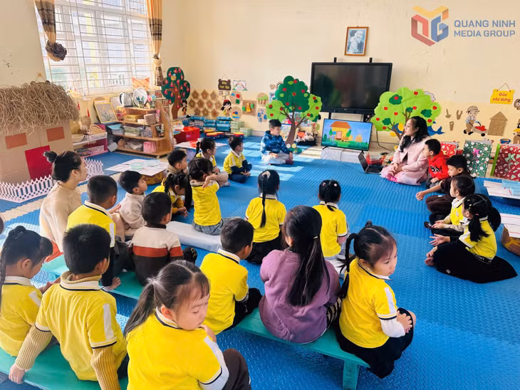 Giờ học của các bé 5 tuổi, Trường Mầm non Tiên Lãng.