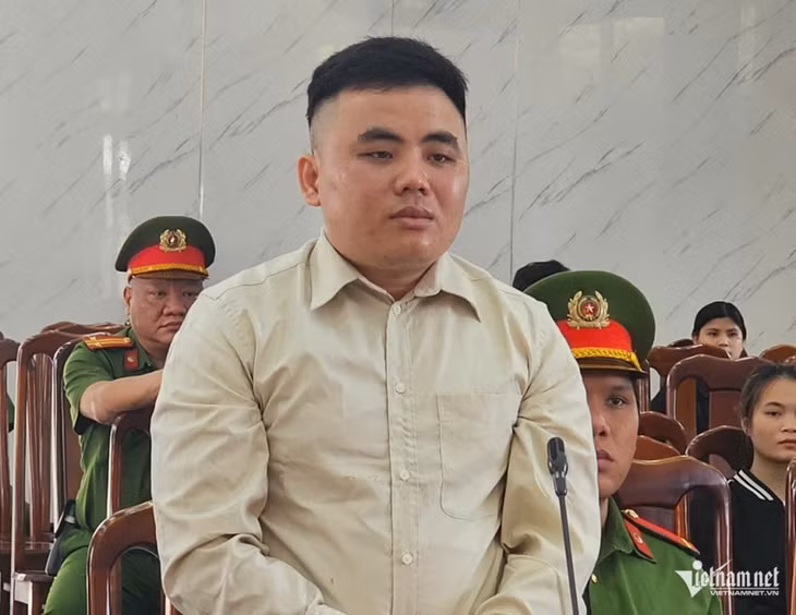 Bị cáo Phan Văn Minh tại phiên tòa.