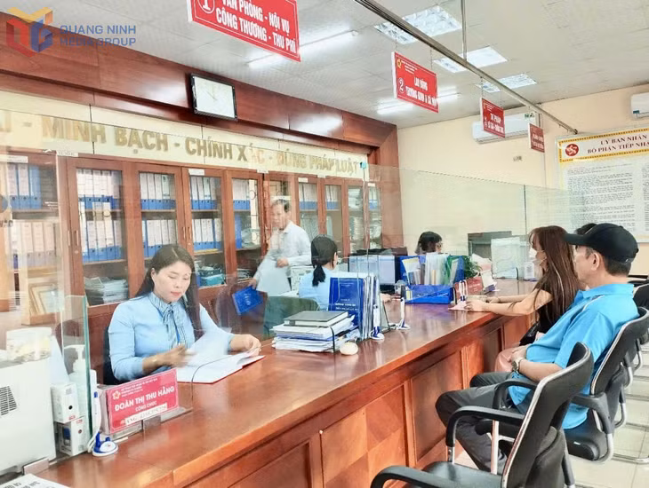 Tại phường Hà Khánh, tỷ lệ hồ sơ được giải quyết qua dịch vụ công trực tuyến đạt trên 100%.