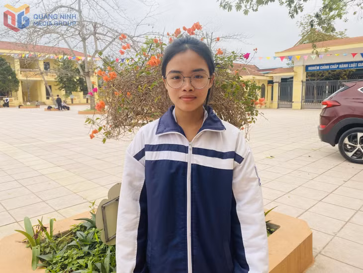 Trần Thảo (Lớp 9B, Trường THCS Đông Ngũ) đoạt giải nhì thi học sinh giỏi cấp tỉnh môn GDCD năm 2025.
