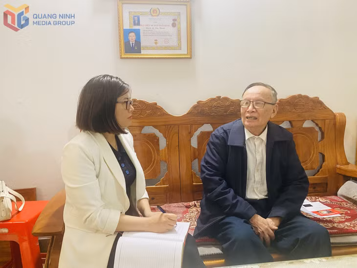 Nguyên Trưởng ban Tuyên giáo Huyện ủy Tiên Yên Lê Thanh chia sẻ với phóng viên những đổi thay của mảnh đất Tiên Yên.