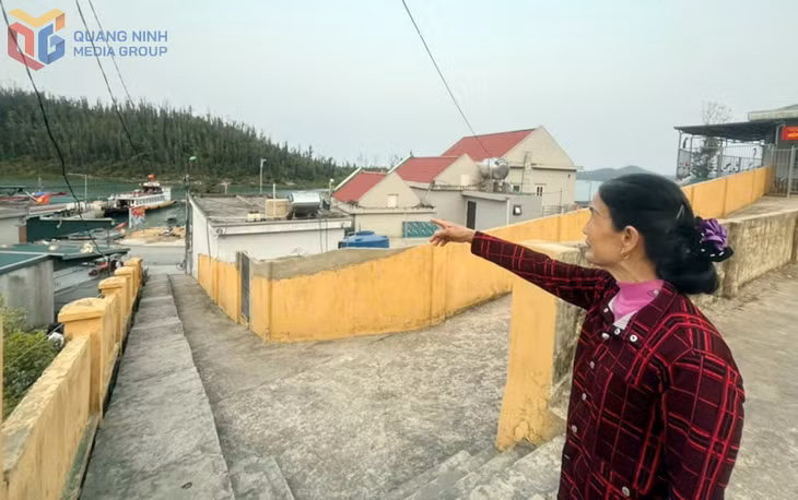 Bà Nguyễn Thị Hoan là một trong 7 thanh niên tải thương trong trận đánh cuối năm 1972 chỉ khu vực Cảng Cống Yên bị máy bay Mỹ đánh phá ác liệt. 