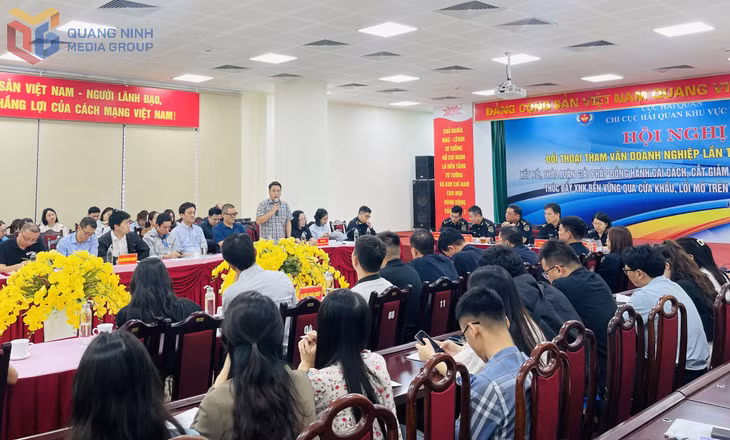 Đại diện Sở Công Thương giải đáp ý kiến của doanh nghiệp liên quan đến vấn đề chiêu thương, mở rộng thị trường XNK.