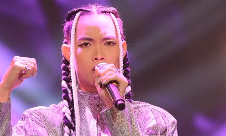 Ca khúc ''Say Bye'' của Pháp Kiều mang âm hưởng opera. Video: Vieon