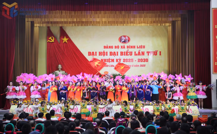 Văn nghệ chào mừng Đại hội Đại biểu xã Bình Liêu lần thứ I, nhiệm kỳ 2025-2030.