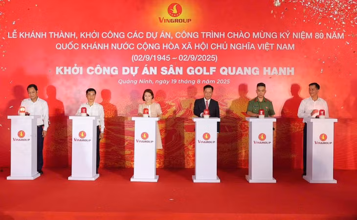 Lễ khởi công sân golf 18 hố tiêu chuẩn quốc tế tại Quang Hanh, Quảng Ninh.