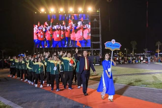 Lễ khai mạc Đại hội thể thao toàn quốc lần thứ IX. Ảnh: Minh Dân