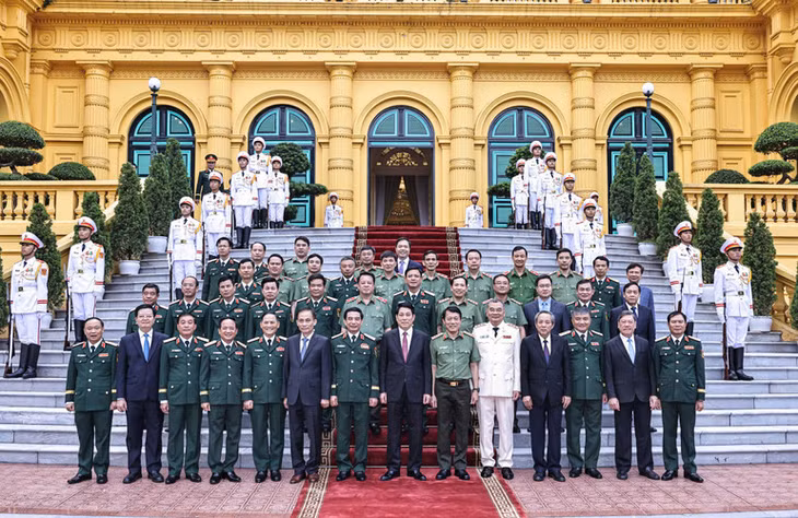 Chủ tịch nước Lương Cường và các đại biểu tham dự buổi lễ.