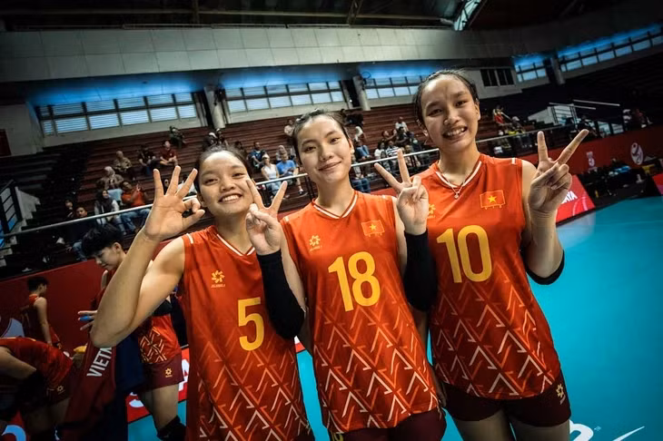 Tuyển bóng chuyền nữ U21 Việt Nam lọt vào vòng 16 đội ngay trong lần đầu tham dự Giải U21 vô địch thế giới - Ảnh: FIVB