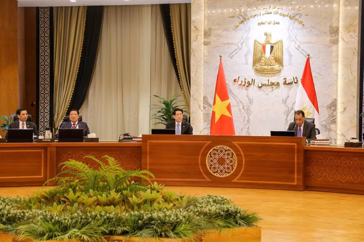 Chủ tịch nước Lương Cường hội kiến Thủ tướng Ai Cập Mostafa Madbouly. (Ảnh: XUÂN KỲ)