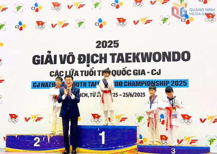 VĐV Nguyễn Trung Nghĩa của Quảng Ninh đoạt HCV ở lứa tuổi 12-14 tại Giải Vô địch Taekwondo các lứa tuổi quốc gia 2025.