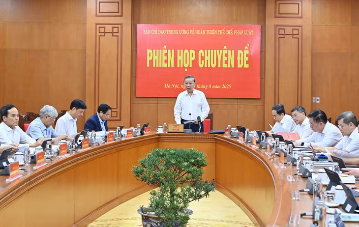 Tổng Bí thư Tô Lâm chủ trì Phiên họp chuyên đề của Ban Chỉ đạo Trung ương về hoàn thiện thể chế, pháp luật. (Ảnh: ĐĂNG KHOA)