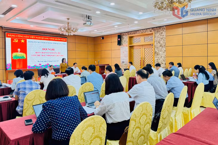 Quang cảnh hội nghị.