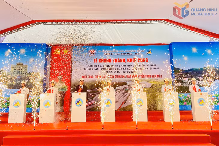Công ty Than Nam Mẫu - TKV tổ chức khởi công Dự án đầu tư xây dựng nhà máy sàng tuyển Than Nam Mẫu có quy mô công suất sàng tuyển 2,5 triệu tấn than nguyên khai/năm, giá trị tổng mức đầu tư 1.019 tỷ đồng.