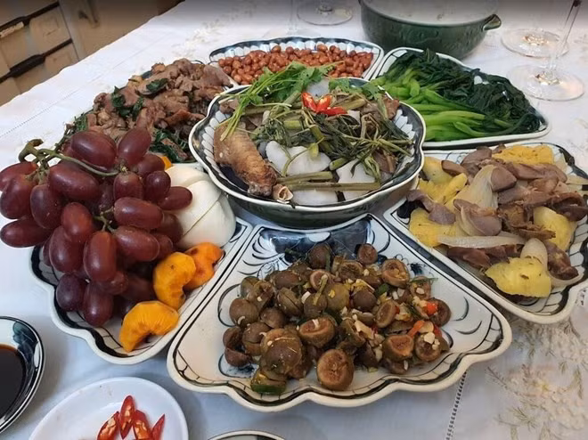 Bữa cơm gia đình sẽ là khoảng thời gian gắn kết các thành viên hơn. Ảnh: Tuấn Đạt