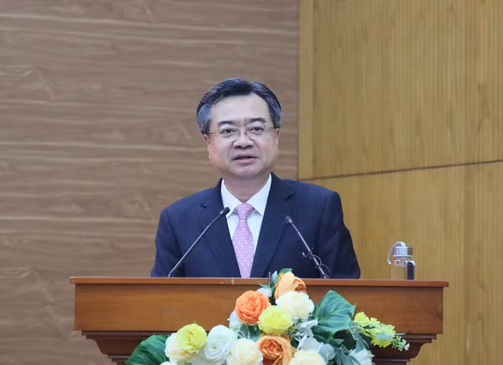 Đồng chí Nguyễn Thanh Nghị phát biểu nhận nhiệm vụ.
