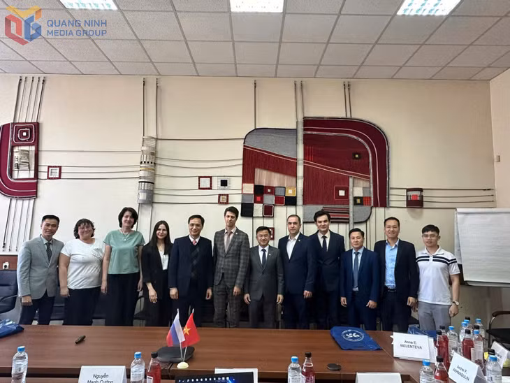Lãnh đạo Sở KH&amp;CN làm việc với Trường Đại học Tổng hợp Irkutsk (TP Irkustk, Nga), tháng 4/2024.