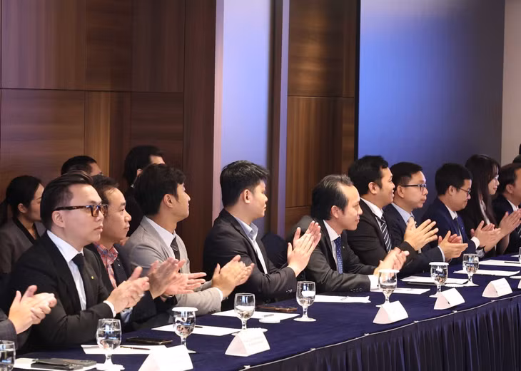 Các đại biểu tham dự buổi gặp mặt. (Ảnh: TTXVN)