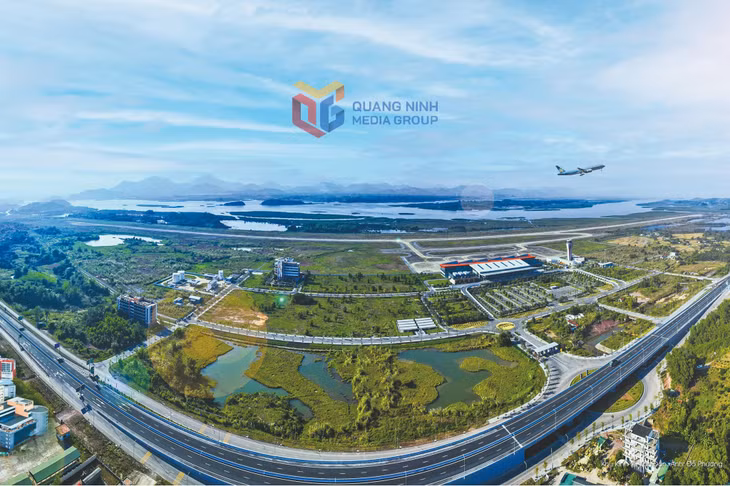 Quảng Ninh đang xây dựng một bức tranh an sinh xã hội toàn diện song hành cùng tăng trưởng kinh tế. Ảnh: Đỗ Phương