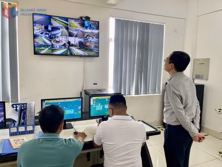 Giám sát quá trình xử lý nước thải của KCN Texhong Hải Hà thông qua hệ thống camera.