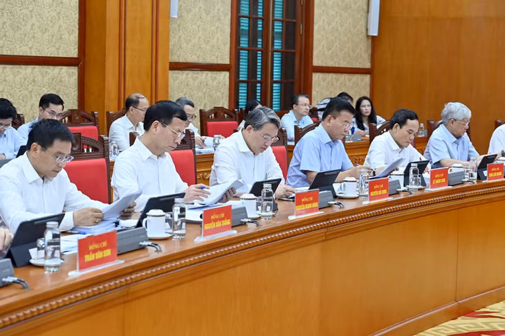 Các đồng chí thành viên Ban Chỉ đạo và đại biểu tham dự phiên họp. (Ảnh: ĐĂNG KHOA)