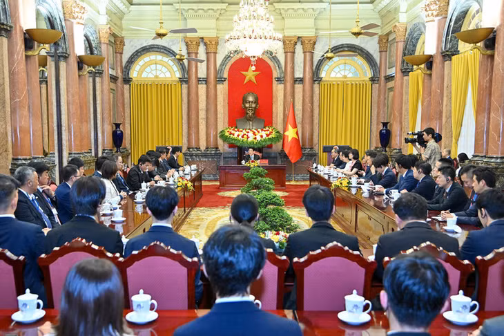 Toàn cảnh buổi tiếp. (Ảnh: THỦY NGUYÊN)