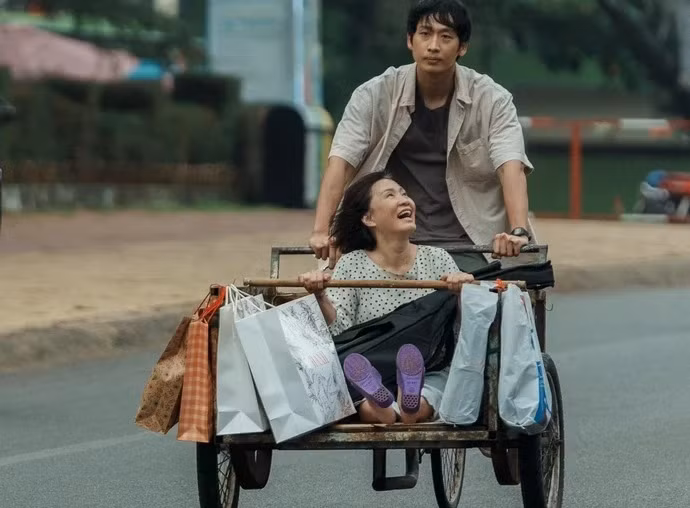Mang mẹ đi bỏ là tâm huyết của đạo diễn kiêm biên kịch Mo Hong Jin, được ấp ủ và phát triển trong suốt 3 năm - Ảnh: ĐPCC
