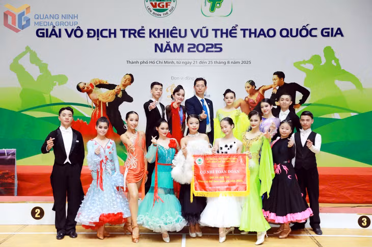 Đoàn Quảng Ninh thi đấu thành công, đoạt giải Nhì toàn đoàn Giải Vô địch Trẻ khiêu vũ thể thao Quốc gia 2025.