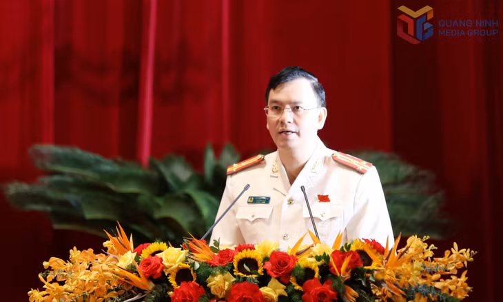 Thượng tá Cù Quốc Thắng, Phó Giám đốc Công an tỉnh, phát biểu tại Đại hội.