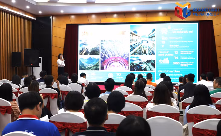 Quang cảnh chương trình giới thiệu du lịch Quảng Ninh.