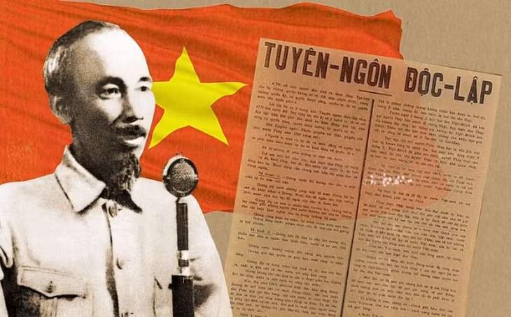 Kỳ đài Độc lập - tái hiện nguyên mẫu Lễ đài Ba Đình lịch sử, nơi Chủ tịch Hồ Chí Minh đọc Tuyên ngôn khai sinh nước Việt Nam Dân chủ Cộng hòa. Ảnh: Vietravel