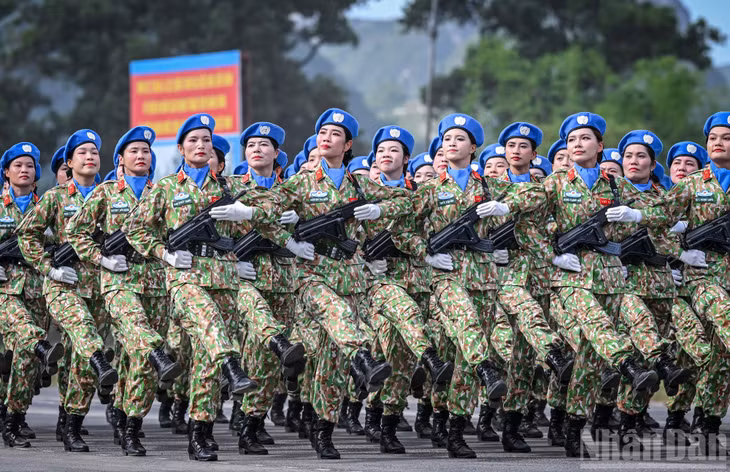 Khối nữ Gìn giữ hòa bình Việt Nam.