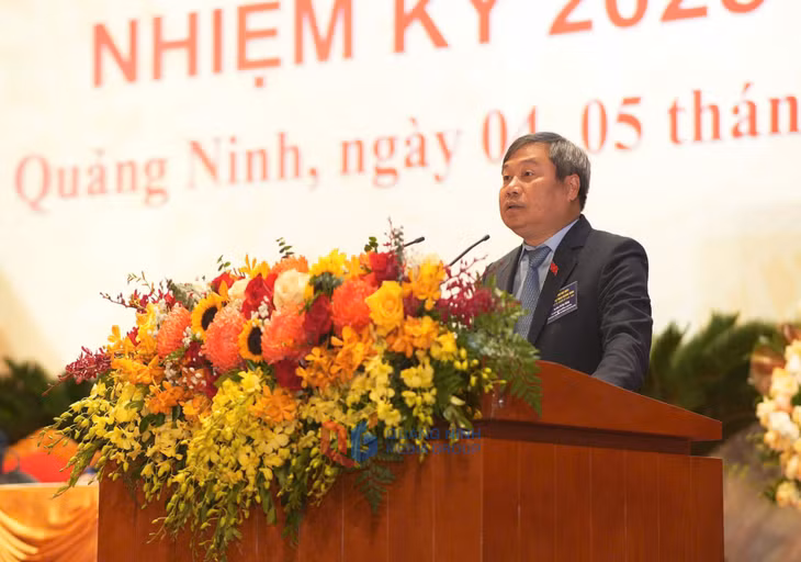 Đồng chí Vũ Đại Thắng, Ủy viên Trung ương Đảng, Bí thư Tỉnh ủy, Trưởng Đoàn ĐBQH tỉnh, phát biểu tại Đại hội.