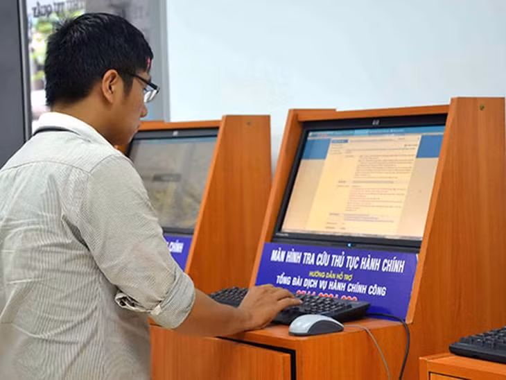 Địa phương nghiên cứu thu phí '0 đồng' khi thực hiện thủ tục hành chính trực tuyến.