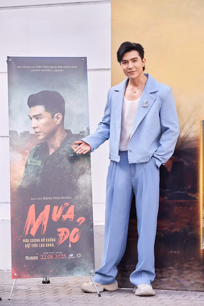 Steven Nguyễn đảm nhận vai Quang trong phim “Mưa đỏ“. Ảnh: Nhân vật cung cấp