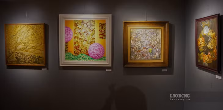 Theo Trung tâm Bảo tồn Di tích Cố đô Huế, trong mỹ học phương Đông, hình tượng Tứ linh - Long, Lân, Quy, Phụng mang ý nghĩa biểu trưng, gắn liền với những quan niệm triết lý, tôn giáo và xã hội. Không đơn thuần là những linh vật hư cấu, Tứ linh đại diện cho những yếu tố cốt lõi của vũ trụ, biểu đạt khát vọng về sự an lành, thịnh vượng và hài hòa giữa con người và thiên nhiên.