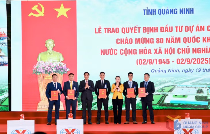 Các dự án lĩnh vực thương mại, dịch vụ, thể thao được trao quyết định đầu tư.