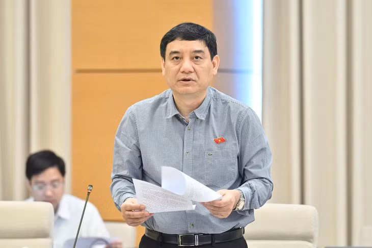 Chủ nhiệm Ủy ban Văn hóa và Xã hội Nguyễn Đắc Vinh. (Ảnh: DUY LINH)