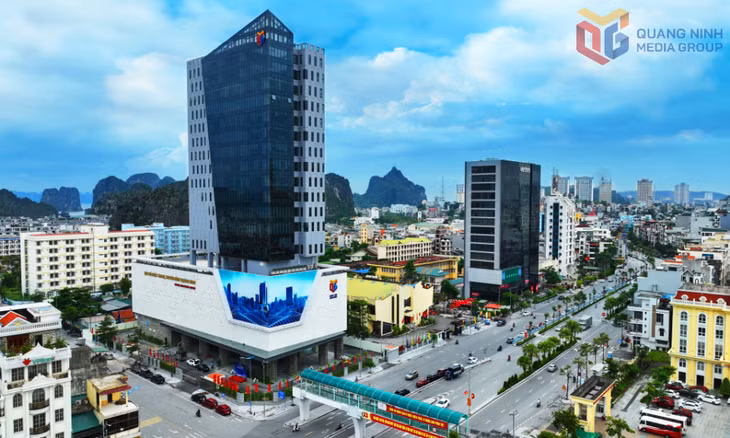 Trụ sở Báo và Đài PTTH tỉnh Quảng Ninh do Ban QLDA ĐTXD khu vực I làm chủ đầu tư vừa được khánh thành.